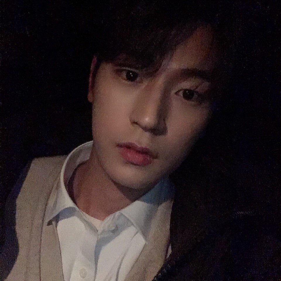 kimerror001's tweet photo. 박서함 얼굴 비상이다 https://t.co/2fQJ4DQnuy