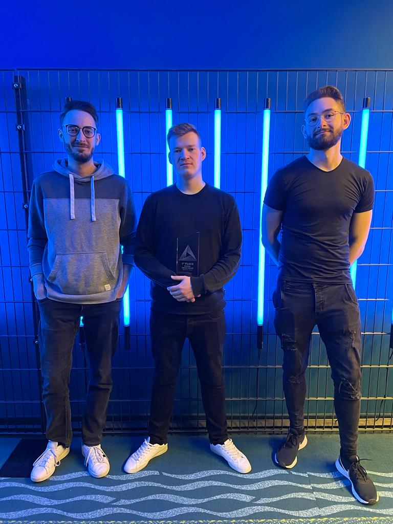 GGs to all the participants in our Melee Bracket of RCADIA SMASH 2!

Congrats to our Top 3:
🥇<a href="/MeruemSSBM/">Meruem / xFlareZ-</a>
🥈@Parsec__
🥉<a href="/kaese_ssbm/">Kaese</a>

We're heading over to our Ultimate Top 8. Catch up under:
➡️twitch.tv/rcadialive