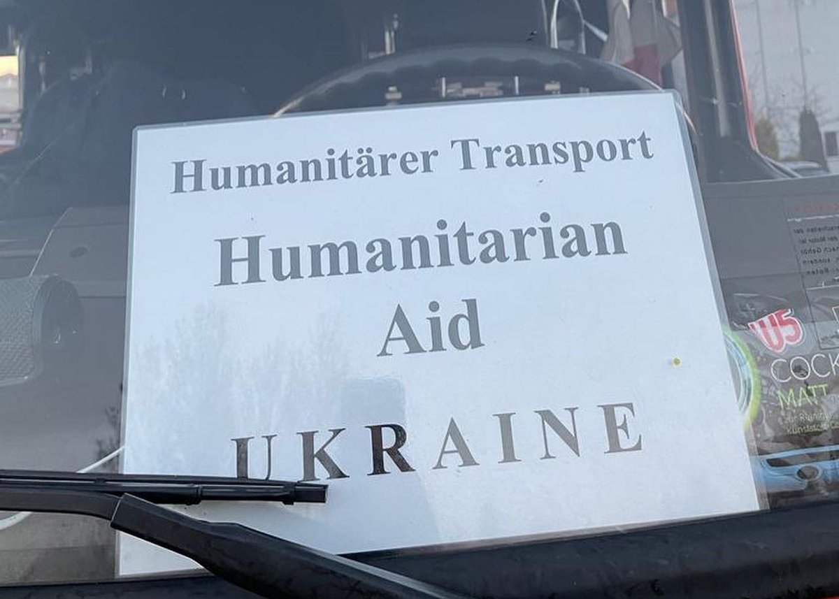 Update zum #Hilfskonvoi 🚒🇺🇦 unsere Fahrzeuge haben ihren Bestimmungsort an einem Sammelplatz direkt an der Grenze zur #Ukraine Von dort aus werden sie weiter verteilt, dort wo es am nötigsten ist. Unser Team ist jetzt wieder auf der #Heimfahrt 🇩🇪