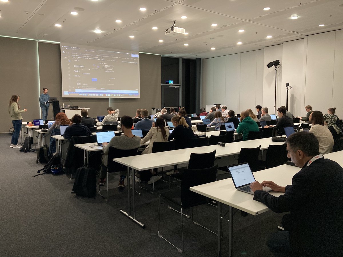 At #AMLDEPFL22 today for a workshop on #fairness in #algorithms. Together with Joe Baumann and Corinna Hertweck from @engineeringzhaw, we're presenting the theoretical and practical approach behind the "fairness lab" developed within an innosuisse project on algorithmic fairness.