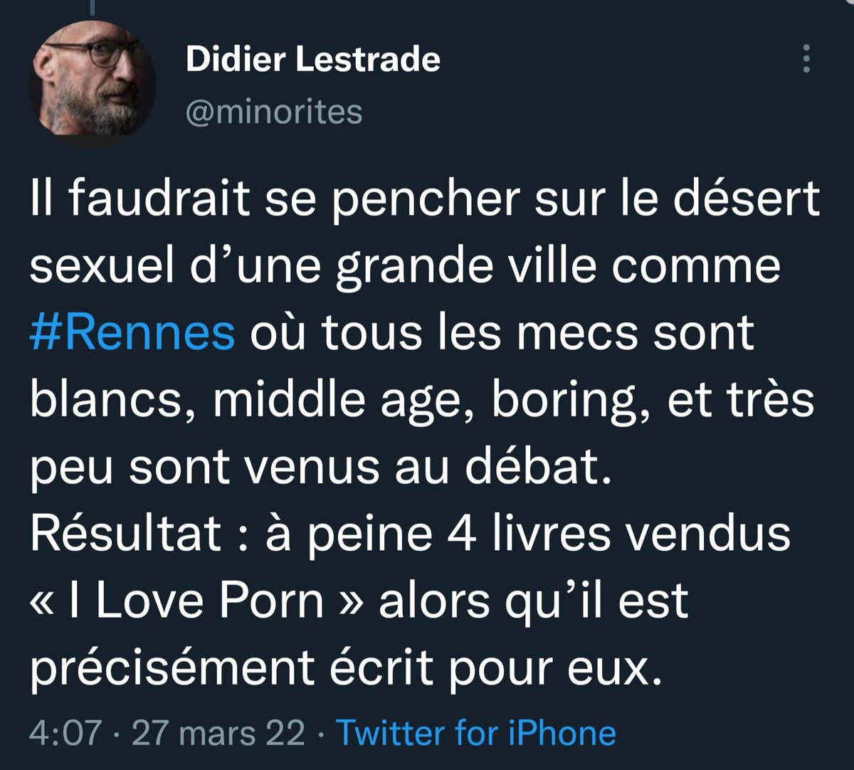HarryCauvert's tweet photo. "Ces sales vieux blancs chiants ne viennent même pas acheter mon bouquin !"
#ouinouinouin https://t.co/HyUR0pe6Go