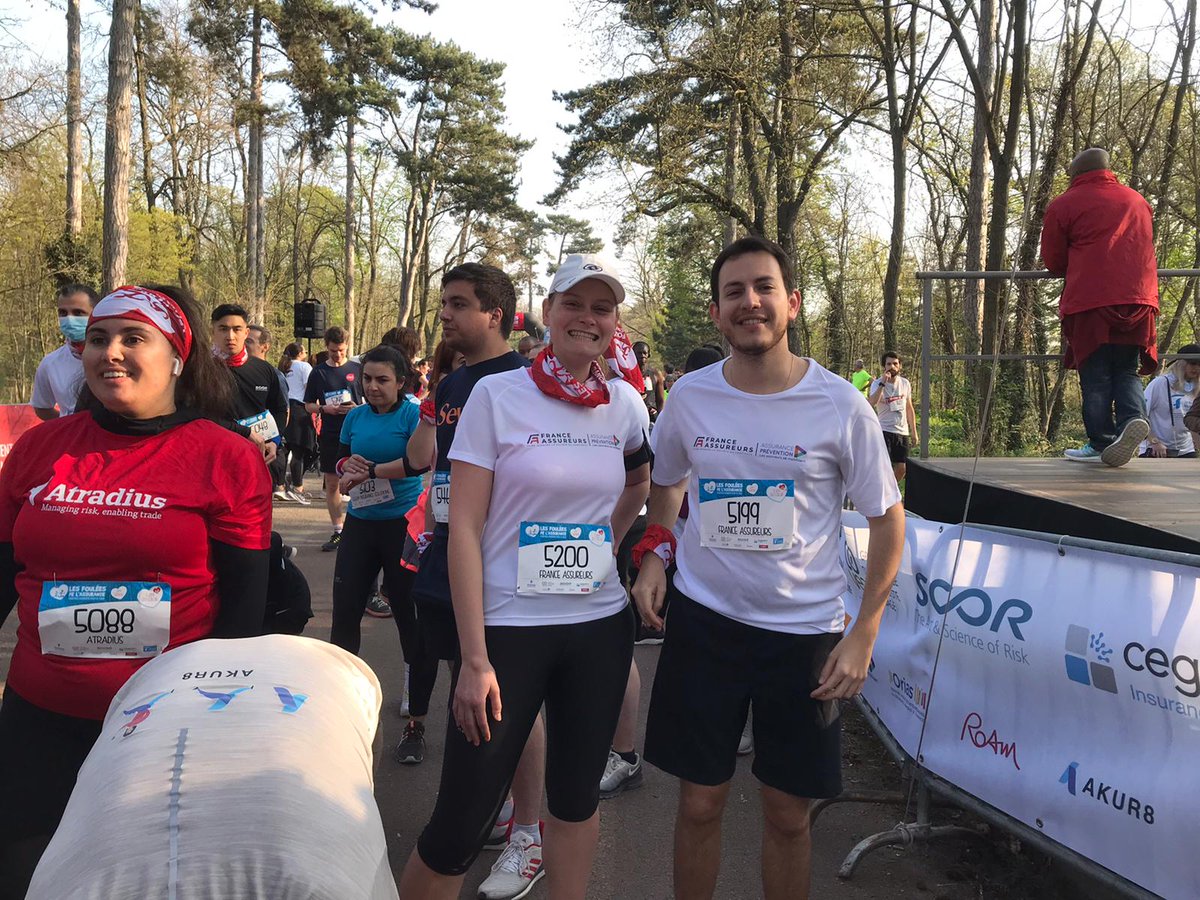 FranceAssureurs's tweet photo. 🏃♂️❤ Bravo à l'équipe #FranceAssureurs qui a participé ce matin à la course solidaire #LesFouléesDeLAssurance, organisée en faveur de la prévention contre les maladies cardiovasculaires et dont les bénéfices sont reversés à l’association #Adicare 👉 https://t.co/Wbqq2Stz1B https://t.co/CEXEZ7fDIf