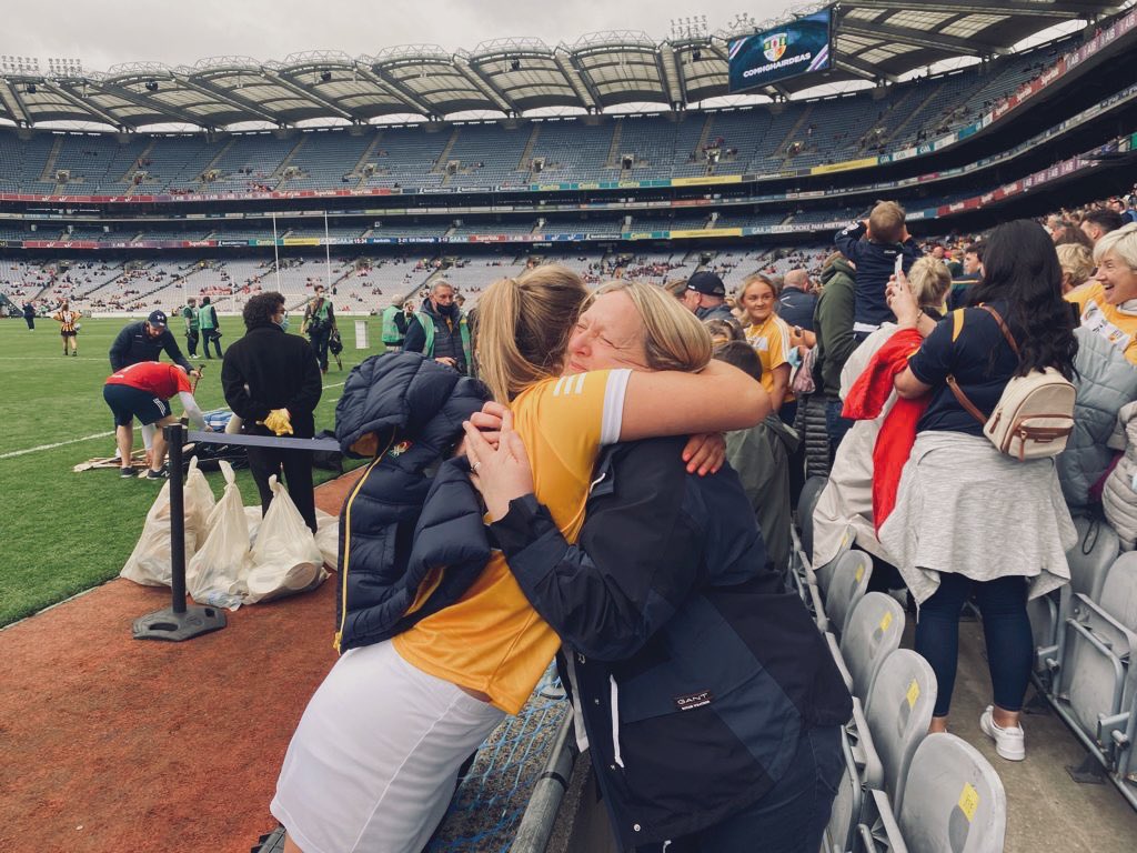 catherinemc9's tweet photo. Happy Mother’s Day to the best🤍 don’t know where we would be without you! @McshaneNuala https://t.co/rycGE9VJfJ