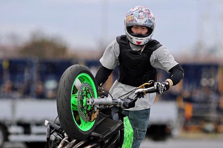 ゆーきんぐ 先週は全ての技に恐怖心を抱いてたけど今日はだいぶ和らいでた 嬉しいけど思ってるように乗れないからフラストレーション溜まってますw エクストリームバイク バイクスタント ウィリー スタントライダー T Co Lwxdy1rk5d Twitter