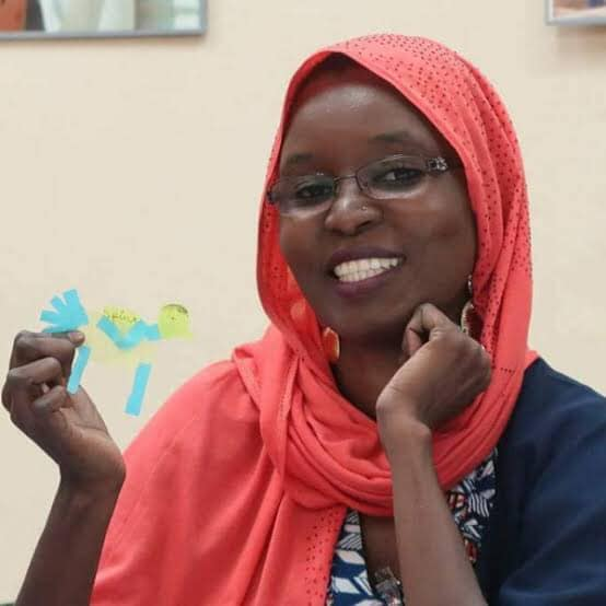 Ils œuvrent🇨🇲🇳🇪🇳🇬🇹🇩 pour leur communauté 

AÏCHA MACKY 🇳🇪 🇳🇪 
Née à Zinder, @CatalayaMacky  a vécu dans l'ancienne capitale du Niger, #Zinder, jusqu'à son baccalauréat et son départ pour l'université de Niamey, alors la seule du pays, à 891 kilomètres à l'ouest de chez elle.