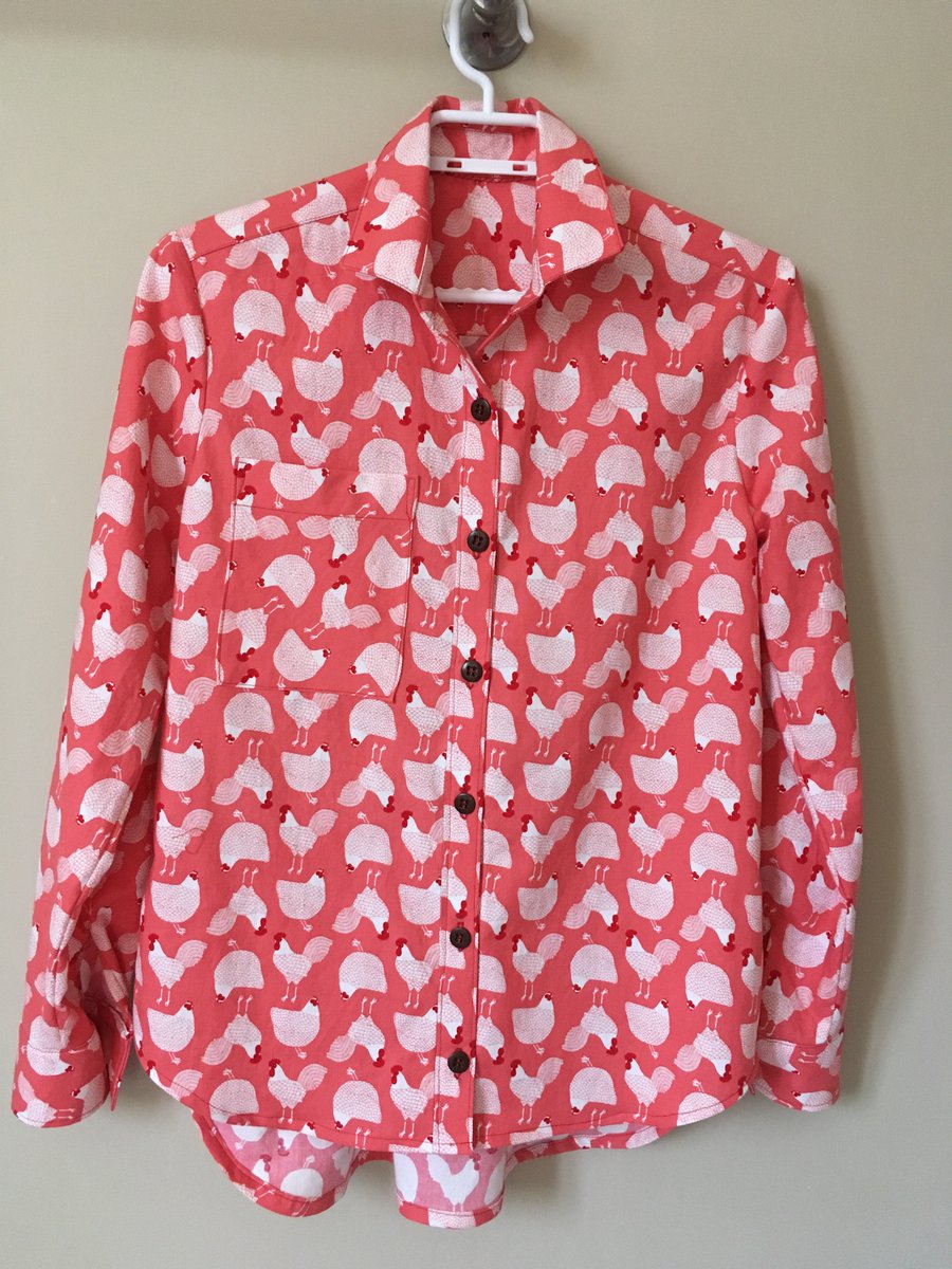 tkleinwalsh's tweet photo. Leaving this finished photo here for the next person who searches on #archerButtonUp. Make view B. 🧵 👕 https://t.co/d7JQQVFv8e