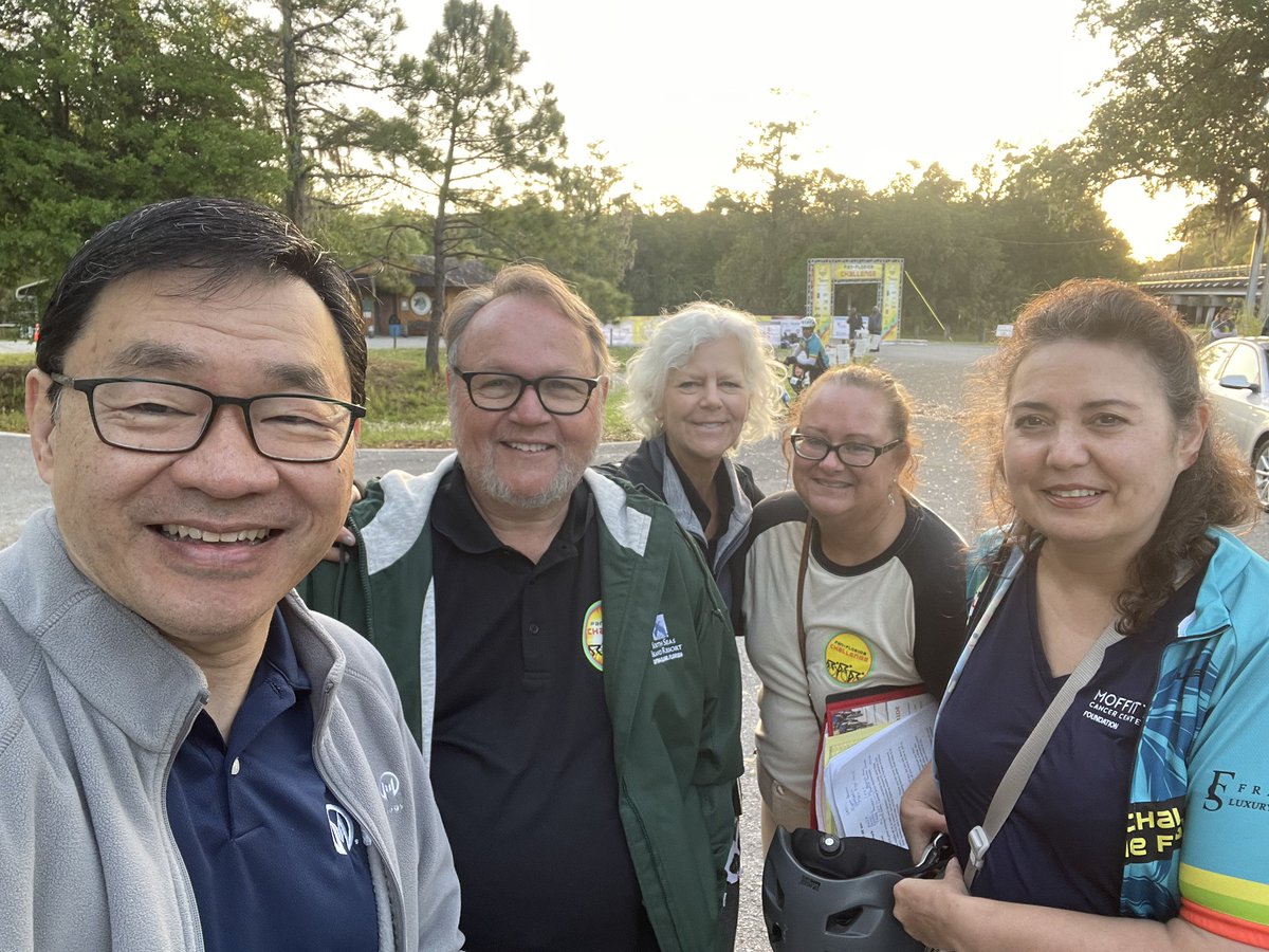 PatrickHwuMD's tweet image. Seeing off the 2022 @PanFLChallenge Cancer Ride cyclists this morning — it’s the first year the ride includes Tampa as a starting point. Proceeds from the annual ride support cancer prevention research @MoffittNews! Thanks to all of the cyclists for supporting this worthy cause.