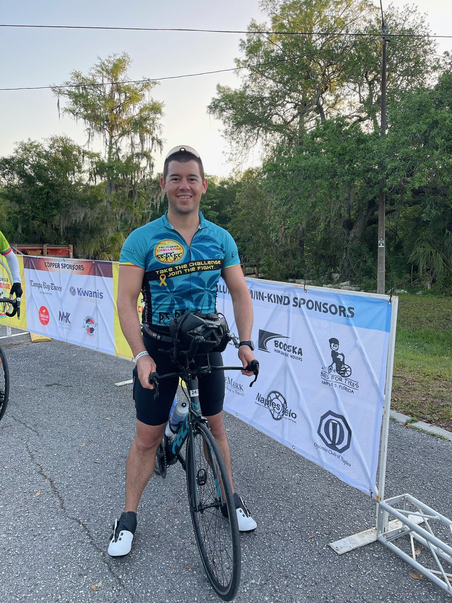 PatrickHwuMD's tweet image. Seeing off the 2022 @PanFLChallenge Cancer Ride cyclists this morning — it’s the first year the ride includes Tampa as a starting point. Proceeds from the annual ride support cancer prevention research @MoffittNews! Thanks to all of the cyclists for supporting this worthy cause.