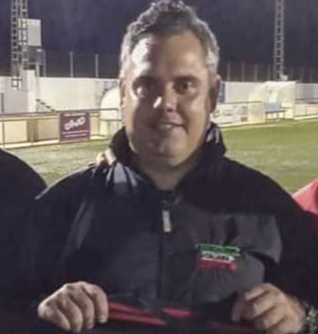 totselsgols's tweet photo. ⚽️💪🏼EL CONVIDAT DE LA SETMANA!📻🔥
Avui parlarem en Pasquale Casà, l’entrenador del @CFAMPOLLA 🔥

El tècnic italià ha generat el fenòmen de "La Pascaleta", l’equip es va proclamar subcampiona de lliga i va aconseguir la classificació per al play-off d'ascens a #1cat! 

 #futbol https://t.co/u1KFUypkNm