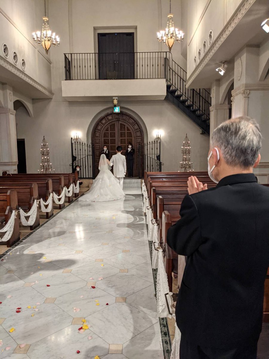 YFCz4's tweet photo. 私事ですが…
昨日結婚式を挙げてました💒
（籍は年末に入れていたのですが💦）
このような状況下ですので、親族のみの挙式でしたが、挙げられてよかったな…と思います。 https://t.co/GK2GFT8hOh