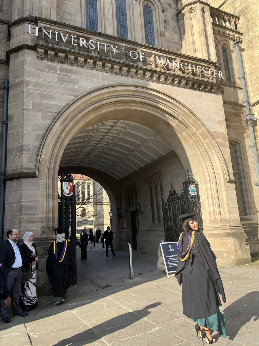 rhimundy_'s tweet photo. 1st Class Honors Degree ✅ https://t.co/KChUzkjFhf