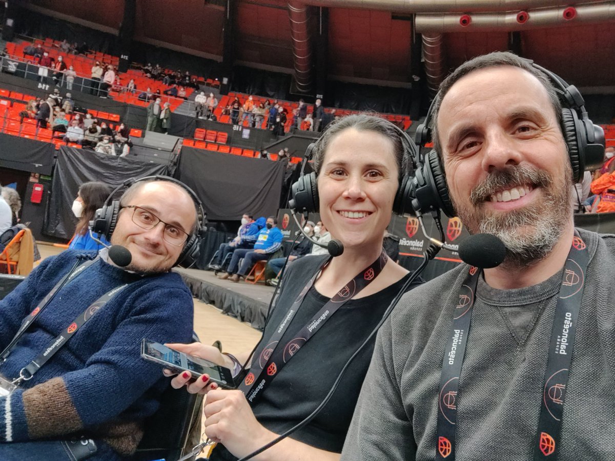 Outconsumer's tweet photo. Estamos listos para la final #CopaReinaLFEndesa podéis seguirnos en https://t.co/Y74PQCpk0Q https://t.co/apIE9KiGa1