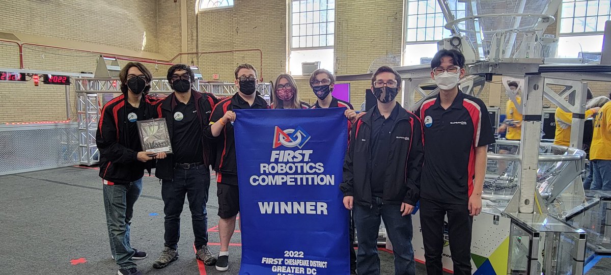 4472SuperNOVA's tweet photo. Second Blue Banner of the year. Event winners at DC Event 4 with our fantastic alliance partners 1731 and 4821 and winners of the Quality award. @FIRSTChesapeake #frc #rapidreact #pwcs #pwcsproud https://t.co/4eVKoKd4rt