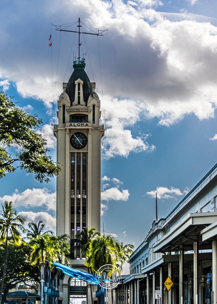 WalksYourWay's tweet photo. The Aloha Tower is a Hawaii landmark and is a retired lighthouse that was originally commissioned in 1926. 

Follow us for a new picture of beautiful places daily!

Visit https://t.co/wCJKvyHtPW to see all of the beautiful images available for sale!

#WalksYourWay
#Honolulu https://t.co/IFa5VynQCL