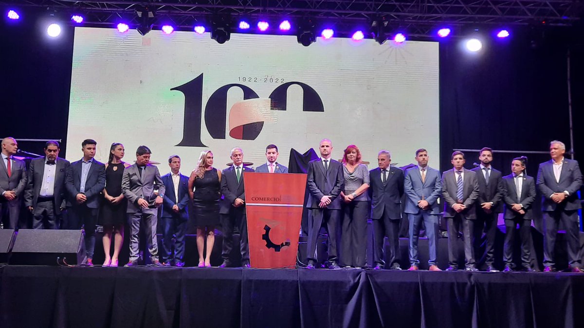 fechacochaco's tweet photo. #100AñosCCRes | Compartimos una noche llena de emociones, recuerdos, música y baile junto a la Cámara de Comercio de Resistencia en el marco de su celebración por su centésimo aniversario.
.
.
#EventosCCRes #CámaraResistencia
#NocheDeLosEmpresarios https://t.co/etkS2Wjdqr