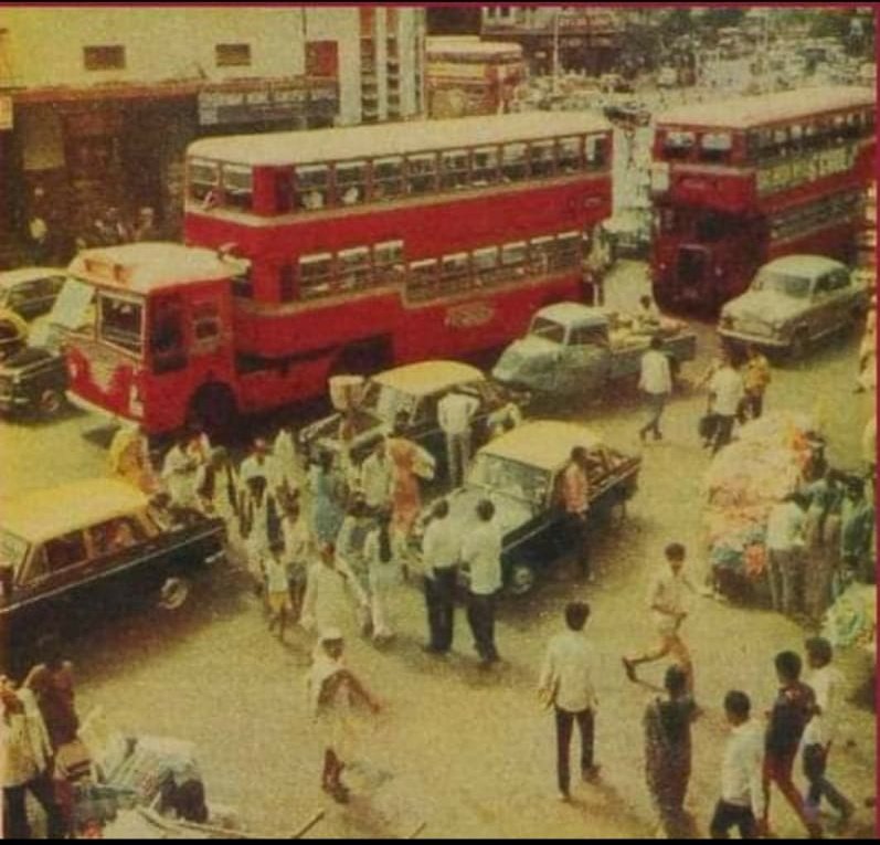 मुंबई Matters™👁️🗨️ (@mumbaimatterz) on Twitter photo #BlastFromThePast
#Mumbai
#Bombay
Can anyone help out which place in Mumbai...
<a href="/mumbaiheritage/">Mumbai Heritage</a> #BlastFromThePast
#Mumbai
#Bombay
Can anyone help out which place in Mumbai...
<a href="/mumbaiheritage/">Mumbai Heritage</a>