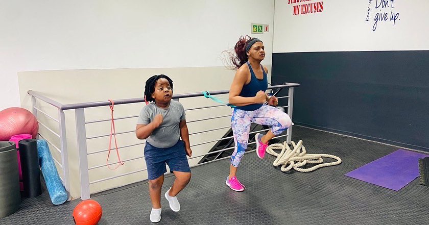 audas_vanschoor's tweet photo. What are you doing to ensure that they keep healthy ❓

Book your child for our fun fitness program these holiday with #AVSKIDS 🚨
.

IT WILL BE AVAILABLE ONLINE ASWELL 🏋🏾‍♂️🏋🏾‍♂️
.

#FITNESS #AVSONLINE #KIDSFITNESS #HEALTHYKIDS #FUN #LETSPLAY #FUNFITNESS #FetchYourBody2022 #AVSFITNESS https://t.co/aubQlL1juC
