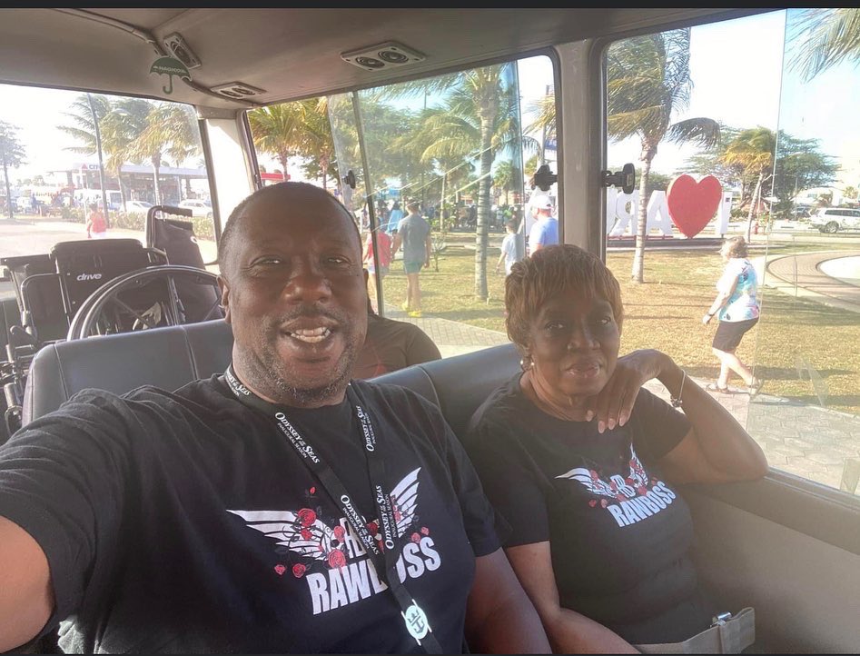 iamrawboss's tweet photo. Aruba welcome to Raw Boss . When your customers explore the world in our brand it’s happiness . Thanks for your support and gratitude from the Raw Boss rose 🌹 Collection .  Visit https://t.co/yvHHUZPDwm for much more.  #rawboss #rawbosslifestyle #arubaonehappyisland #aruba🇦🇼 https://t.co/8ZeM4HHEHP