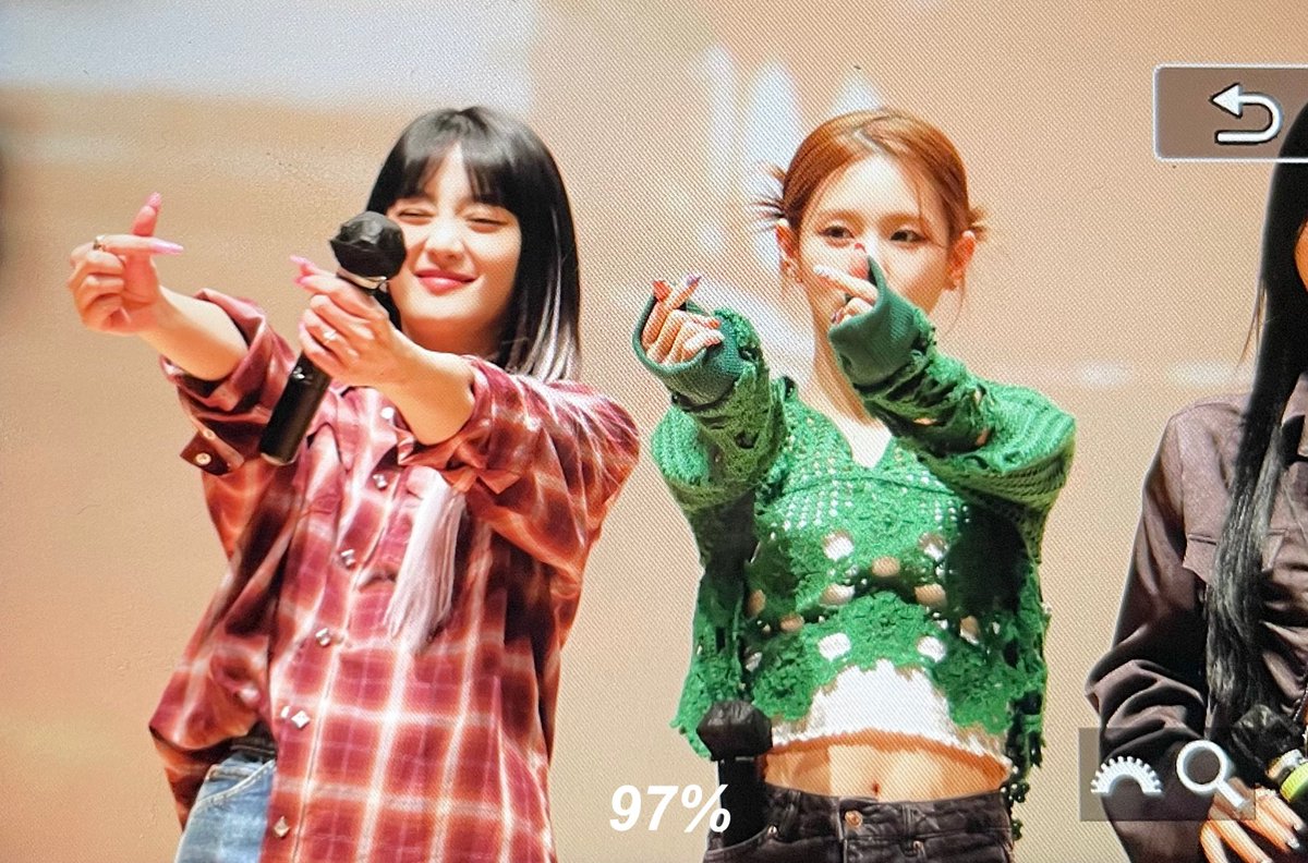 percent97_'s tweet photo. 220327 팬싸 프리뷰

#여자아이들   #GIDLE  
#미연 #MIYEON #민니 #MINNIE 
#I_NEVER_DIE https://t.co/E4tscRNC53