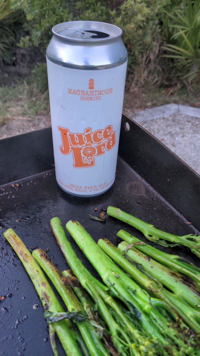 GrowlerBull tweet media