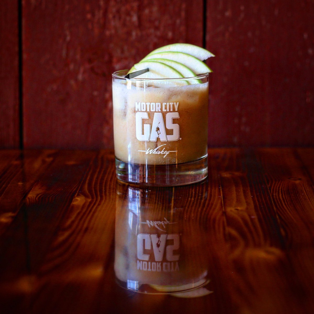 MotorCityGas1's tweet photo. House caramel, apple cider & Motor City Gas high rye #bourbon
We’re switching over to a new Spring #coxktail menu soon so grab The Evil Queen before she’s gone. https://t.co/Mt0HUeegik