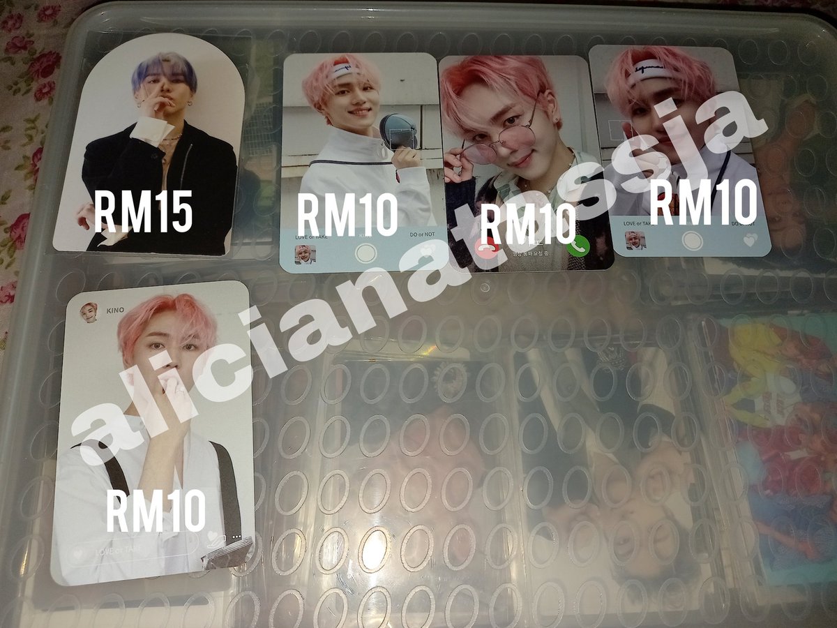 ! HELP RT !

WTS VARIOUS PENTAGON PHOTOCARDS 

POSTAGE RM8 ( POSLAJU ) 

#pasarpentagon