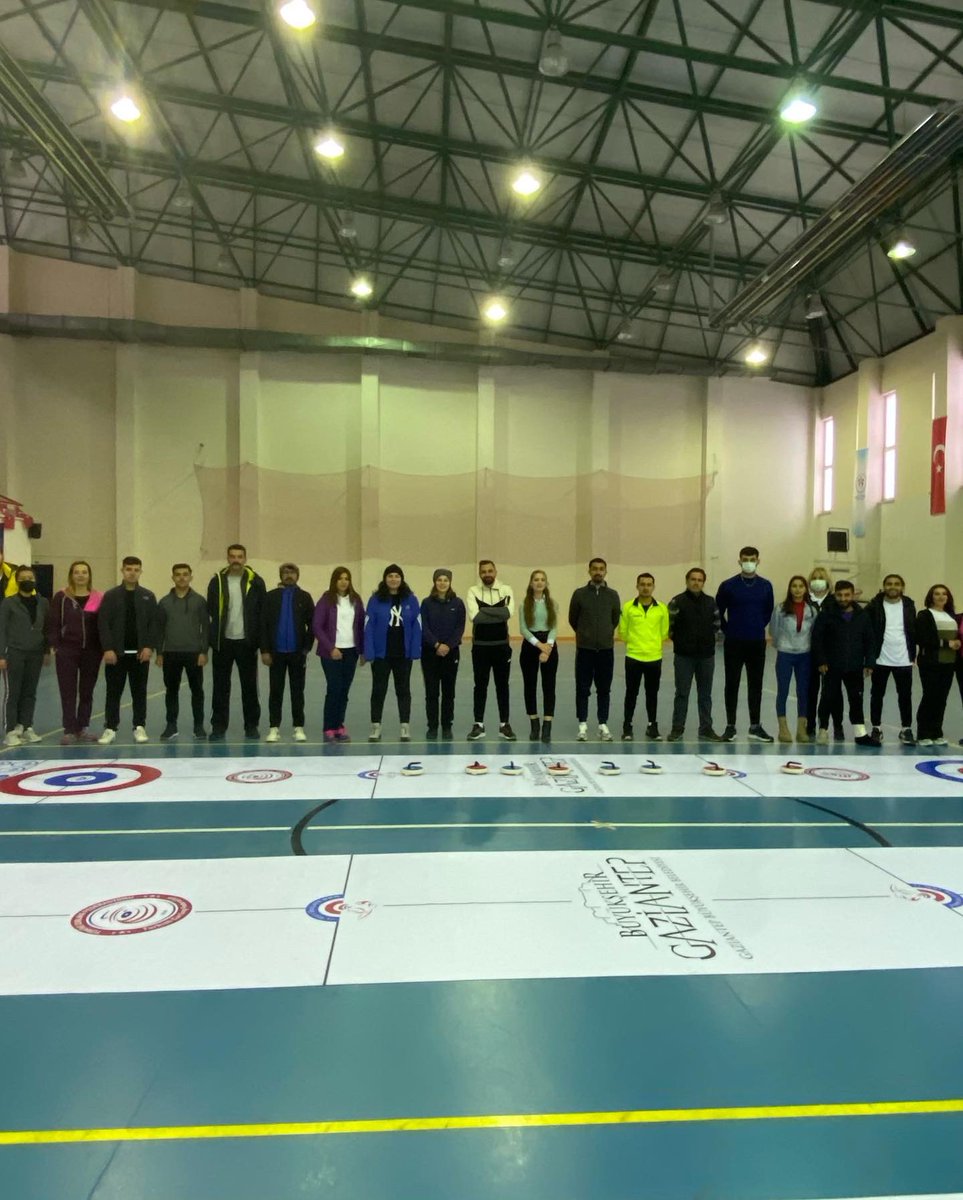 gaziantep_floor's tweet photo. Gaziantep’te düzenlenen Floor Curling 1.kademe yardımcı antrenörlüğü kursu 5 günlük eğitimin ardından sona erdi. Ailemizin yeni üyelerine hoşgeldiniz diyoruz..🥌 
@CurlingTurkiye @uabakay @oalt0 @Matthiola19 https://t.co/IquzZCwbqK