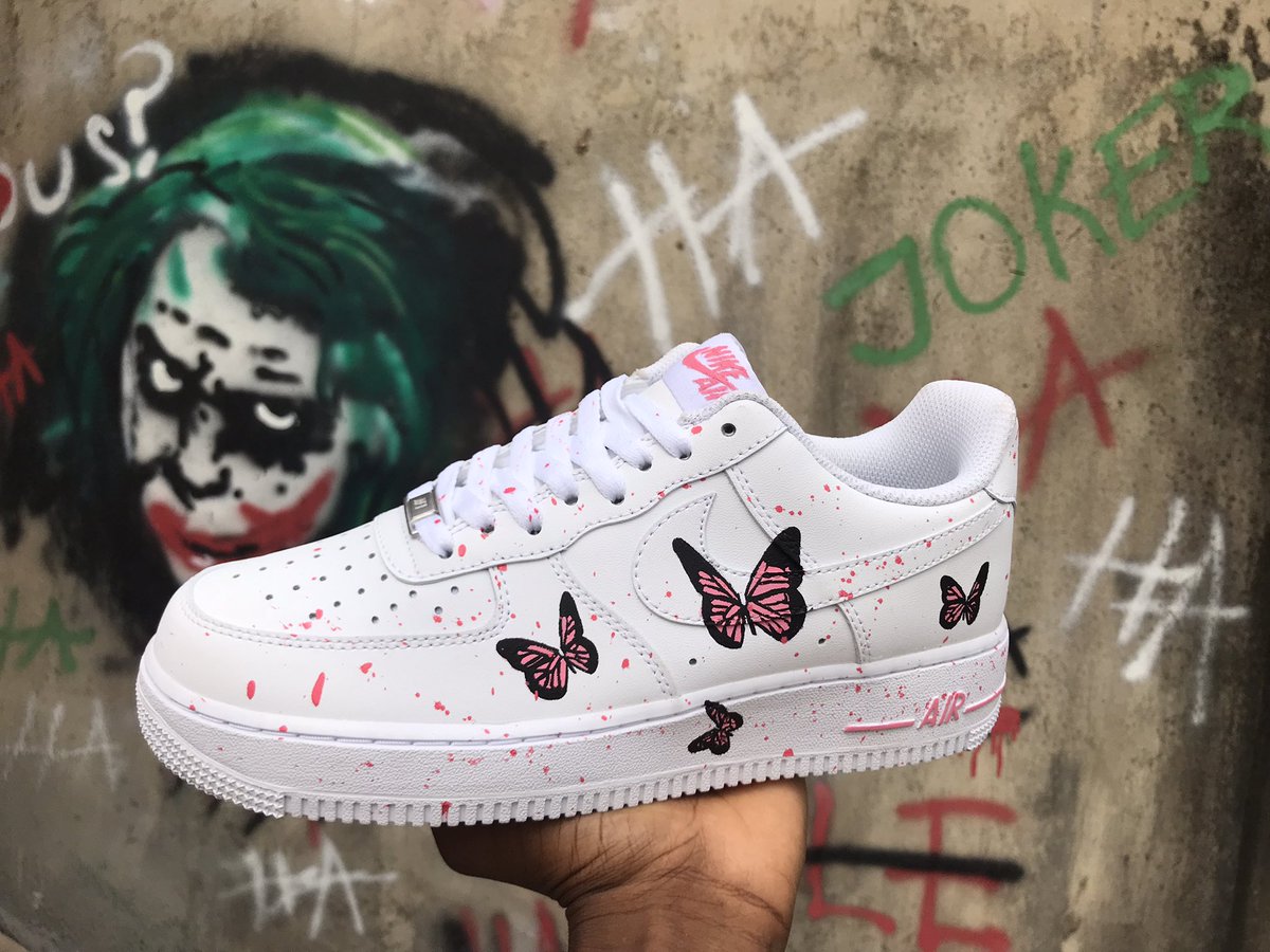sheriffeyisitan's tweet photo. Butterfly customs, before and after splashing 💕 https://t.co/iotqjkrHw5