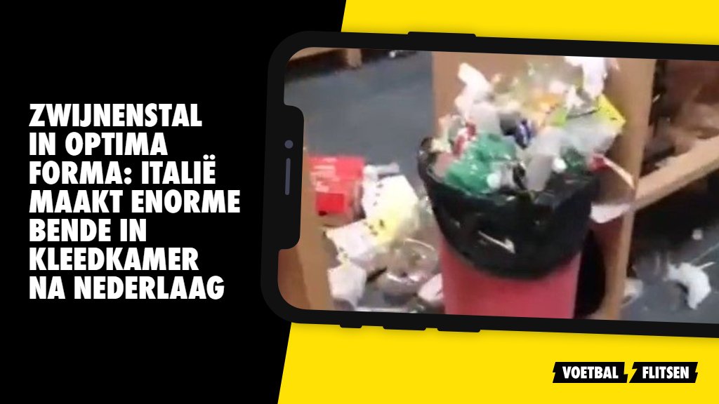 voetbalflitsen's tweet image. Een gigantische bende in de kleedkamer van Italië na de 0-1 nederlaag tegen Noord-Macedonië. 

#ITAMAC #Qatar2022 #VF #Voetbalflitsen 

Bekijk meer: voetbalflitsen.nl/nieuws/24tqng/…