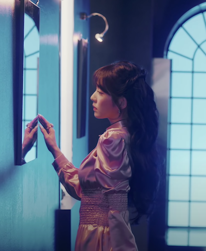 this will be one of irene most iconic looks