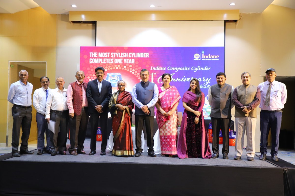 ChairmanIOCL's tweet photo. Today I was in Vizag to celebrate the 1st B'day of our stylish #Indane  Composite Cylinder with the singing sensation Ms Shanmukha Priya &amp; social activist Ms Paluri Seshumamba. Thank you all for your love &amp; support. We will continue to add value to your experience. https://t.co/Ni7FG7QxkQ