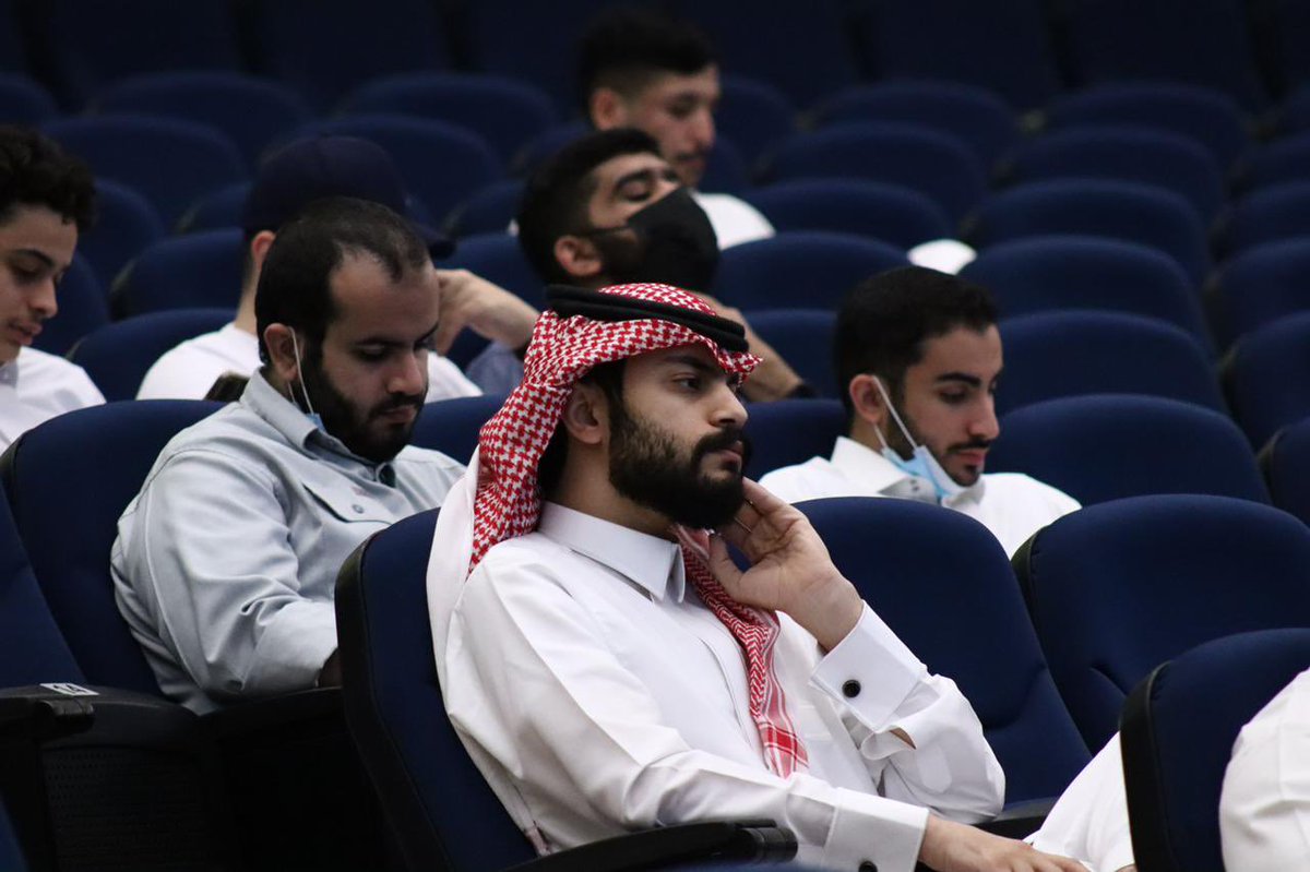 PMU_Mediaclub's tweet photo. مقتطفات اليوم الاول من دورة OSHA للمهندسين 👷‍♂️ و المهندسات 👷‍♀️. تحت تنظيم @sc_pmu و @Baadr_pmu https://t.co/9Yrx4lXWBE