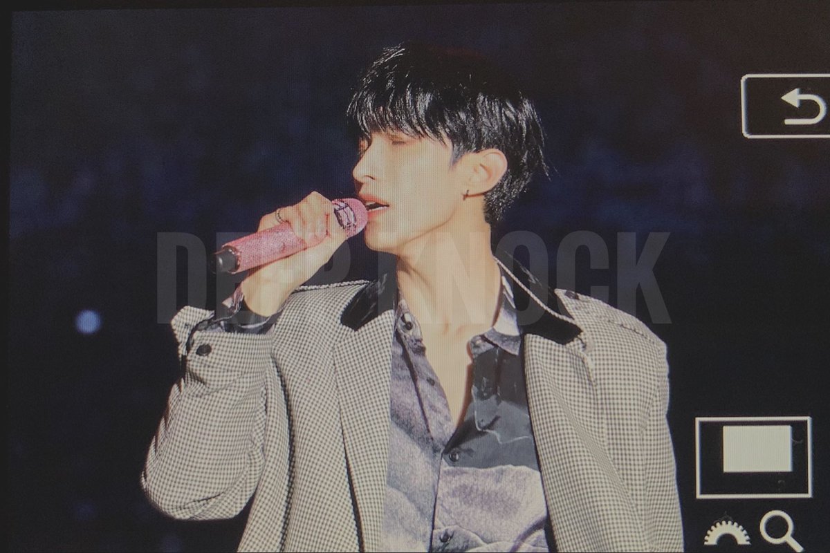 DeepKnock218's tweet photo. 220327 캐럿랜드 

석민아 너는 정말 아름다운 사람이야

#도겸 #석민 #DK   #ドギョム #세븐틴   #SEVENTEEN   #똑똑민 
@pledis_17 https://t.co/fBnuze7ty1