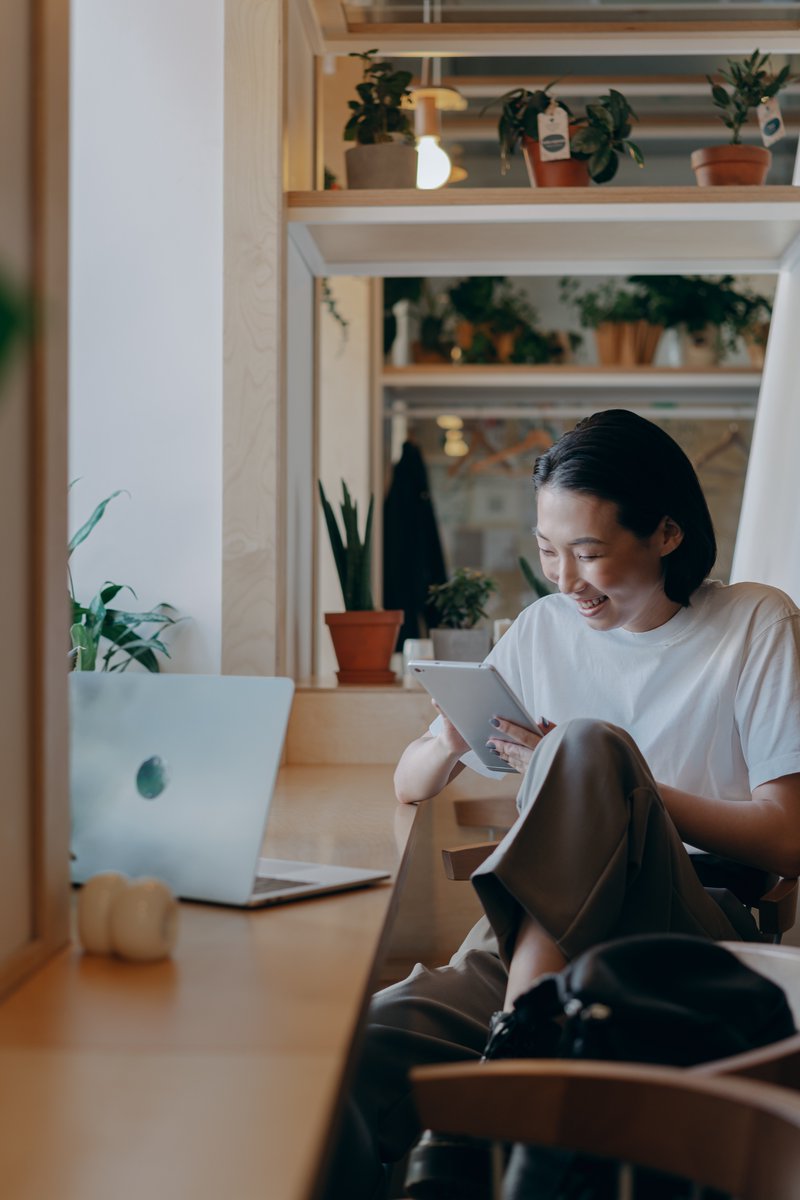 BRedFinancial's tweet photo. "Since working with Lee I've saved countless hours not only during tax time but also getting clear monthly numbers! This has really helped me identify where to adjust my spending to grow the business and make more profit. Extremely happy to be working with Billie Red Financial!" https://t.co/VWlXK3XazJ