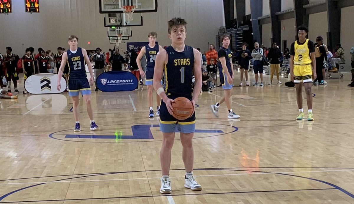 BenjiOxman's tweet photo. Stars UA Rise 16u: 63
Curry 16u: 60

Great battle between two talented teams. This Stars UA Rise group has so many recruitable players. Daniel Cochran led the group with 18P &amp; Jett Montgomery had 16P. Jett’s a savvy, competitive guard who makes winning plays. https://t.co/JBwsl7hQR7