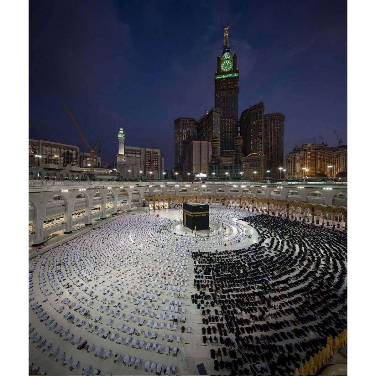 AsmaAlom680's tweet photo. Blessing Your Timeline..😍🖤 https://t.co/0rwmMnaYf4