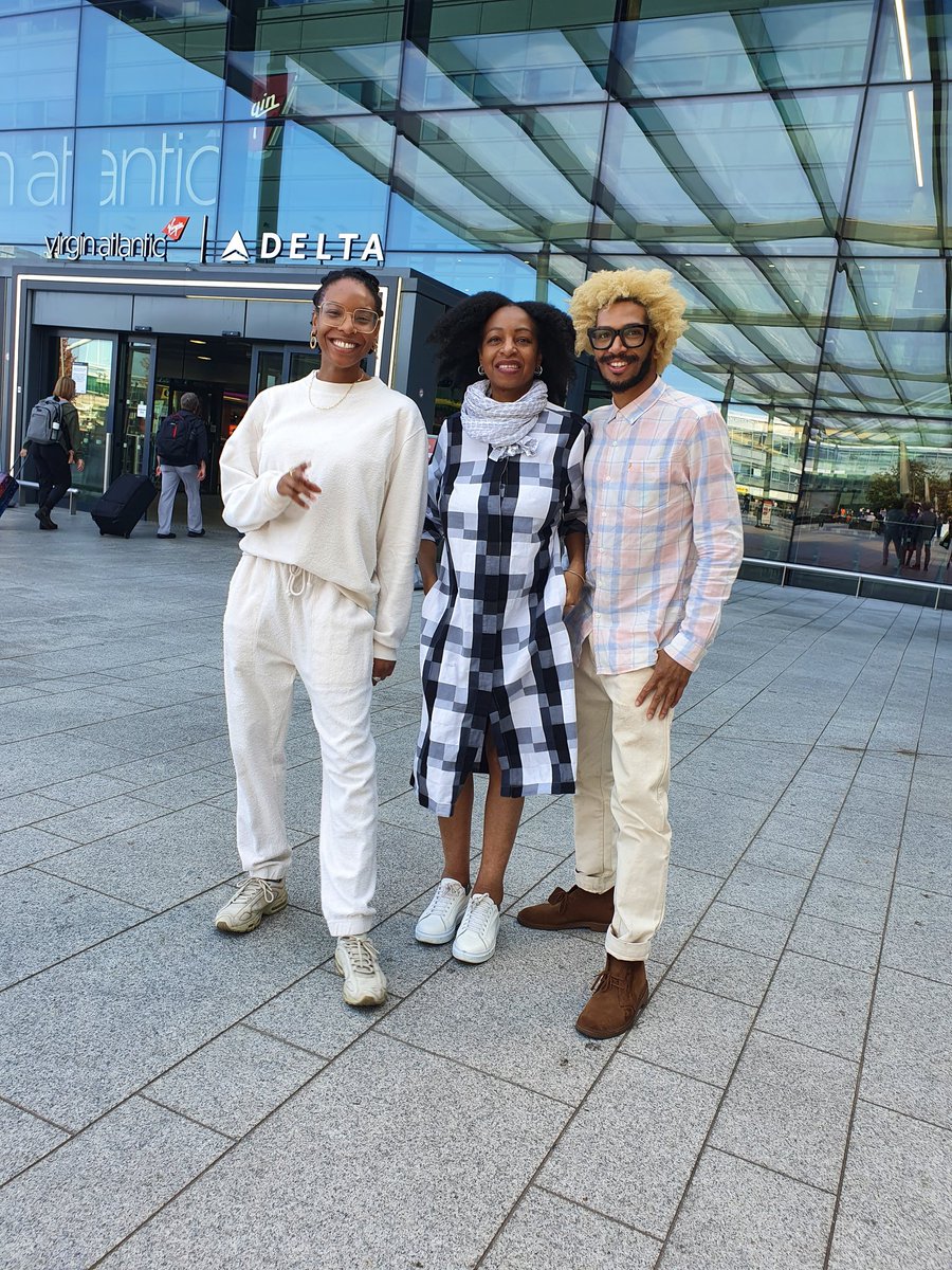 lingo_scott's tweet photo. Happy Bornday Salute and Happy Mother's Day to my Mum @theStyleDon 👑🎉✨

Infinite love and gratitude your way. 🌟

Thank you. 💙

We are proud of you. 💐

xoxo
_______________________
#happybirthday #happymothersday #donnagucci #thestyledon https://t.co/oKTGUkHFBy