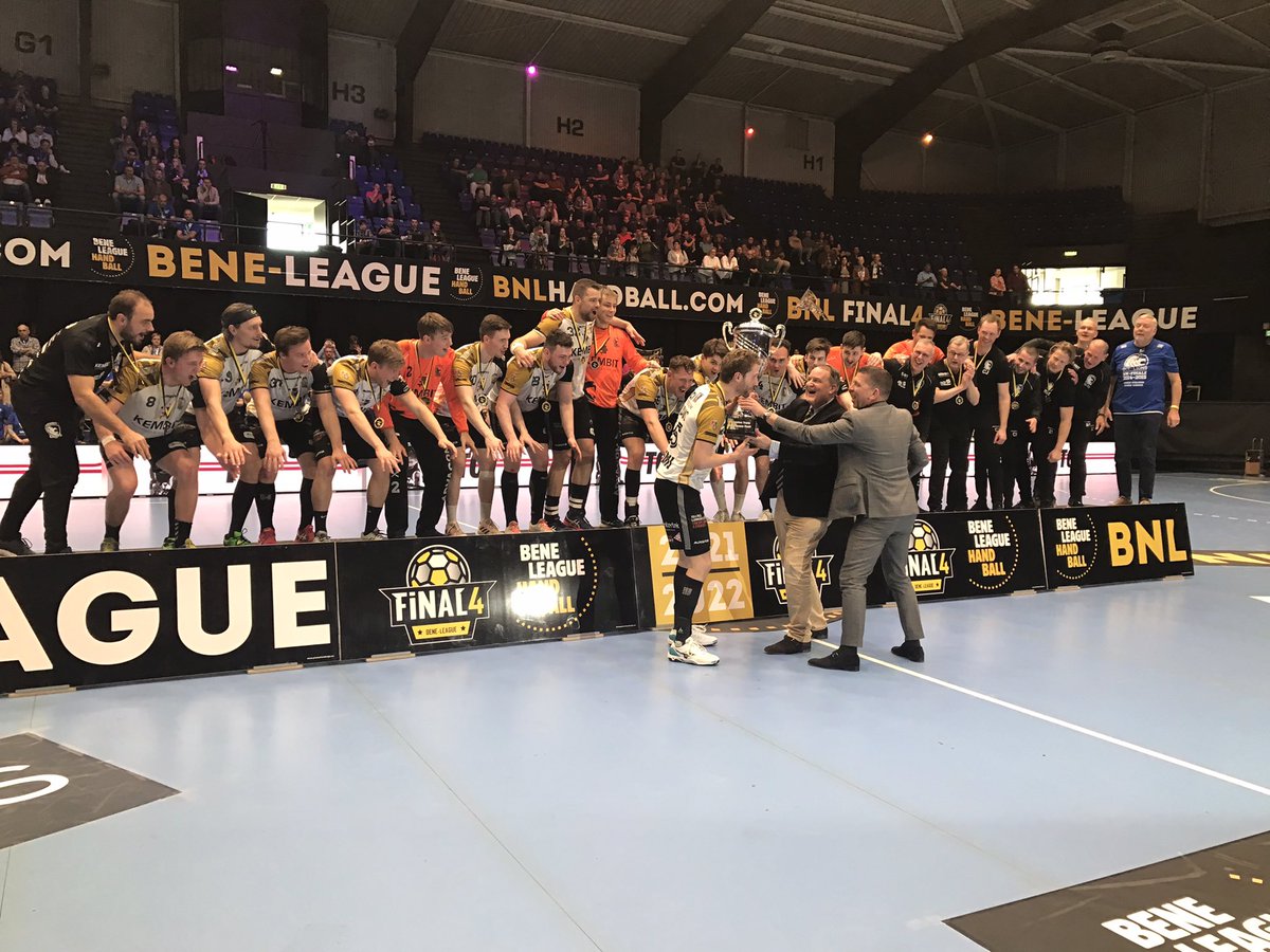 LimburgLIONS's tweet photo. We are The Champigions! #BOCLIO #Final4 https://t.co/Hx9WiXzDmf