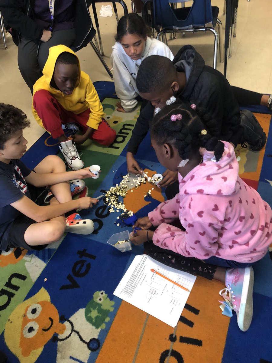 PauleHannah's tweet photo. Last week my students had so much fun investigating and describing predator prey relationship and understand the possible impacts on the population of an ecosystem https://t.co/KbARuJtTpy