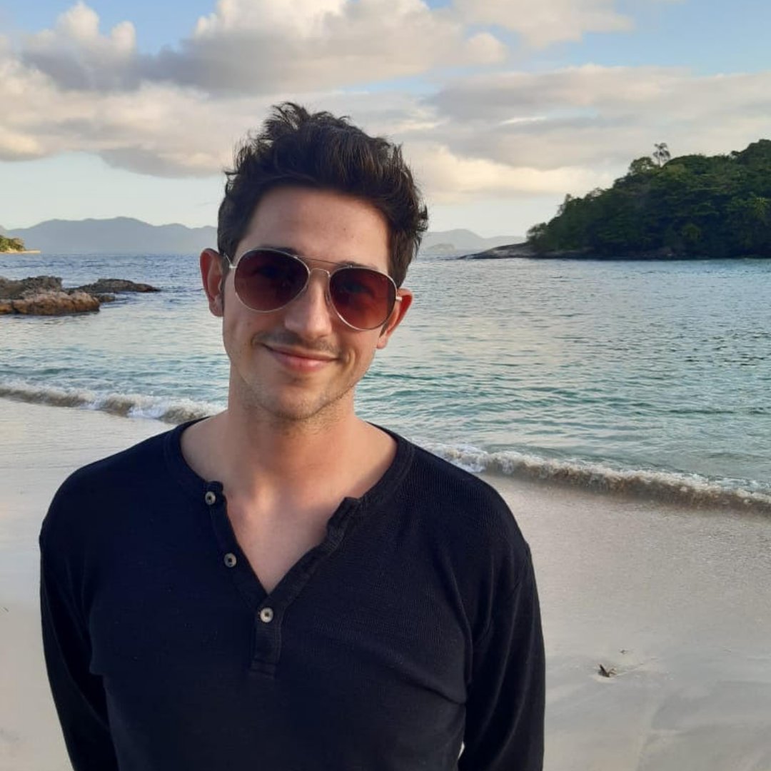 DocQueer's tweet image. Join Jordan our guest blogging Speech Language Pathologist tomorrow to learn about deep and dark vocal transformation!

@JordanRossCommunication

#transhealth #queerhealth #nonbinaryhealth #LGBTQhealth #transgender #nonbinary #transmasc #transfemme #queerAF