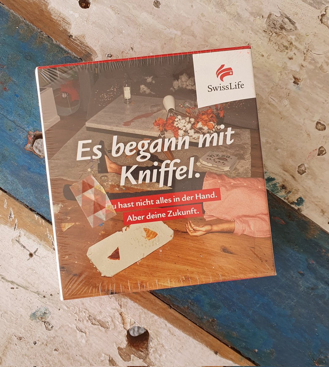KathaEllmayer's tweet photo. Gerade wiedergefunden und laut gelacht! 😊 Starke #Werbekampagne, toller #Arbeitgeber! @swisslife_de #Kniffel https://t.co/kfxGlUrVAr
