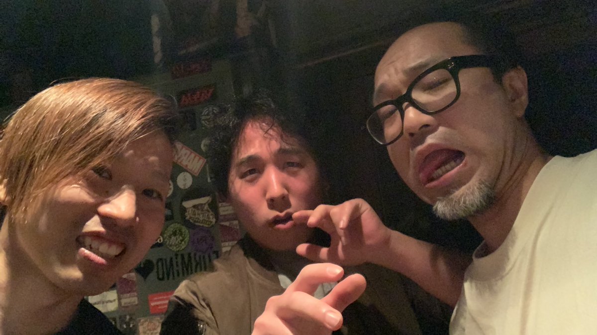 19wa_i_aw82's tweet photo. ライブおわた!上田ラディウス、つけ麺美味しいね!
#HenLee #ライブ #最高 #バンド #つけ麺 https://t.co/TmWGQx81K4