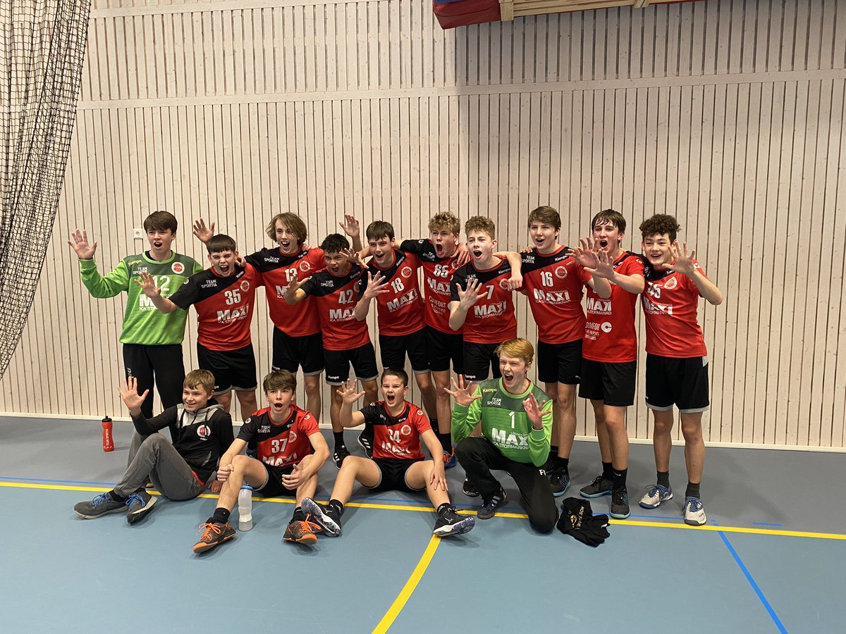 F16 &amp; P14 gör F14 &amp; P16 sällskap i Uppsala och Steg 5 i början på maj.
Stort grattis alla spelare och ledare!
#StoltStark 🖤❤️