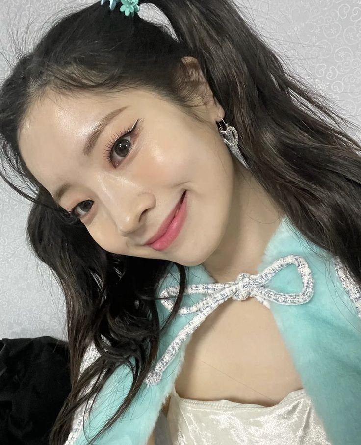 cafe4ggs's tweet photo. order: vanilla ice cream and cake
for: @yeojinmisskorea

from: dahyun, young ma
message 💌: ira unnie i love u https://t.co/I0CP6XVvsv