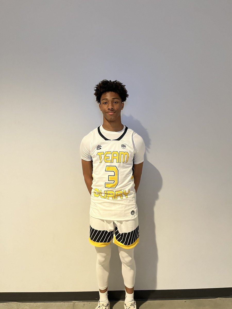 CoachRHairston's tweet photo. Team Curry 2025 gets the W vs Team EYA
17 assist! Share the ball and defend!

Nick Hailey 15pts 2ast 1 blk
Brett Freeman 13pts 2ast 
Deuce Haynes &amp; Trajan Thompson 8pts
Chris Eagan 10 rebounds 
Ashton King 6ast https://t.co/iUd9PKcCUm