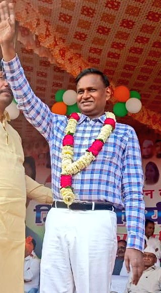 Dr_Uditraj's tweet photo. आज जिला कांग्रेस कमेटी रोहिणी के कार्यालय पर आयोजित कार्यकर्ता बैठक को संबोधित किया।कार्यक्रम में दिल्ली कांग्रेस कमेटी के प्रदेश अध्यक्ष श्री अनिल कुमार जी के अलावा, जिला कांग्रेस अध्यक्ष श्री विशाल मान जी,अन्य सभी वरिष्ठ कांग्रेस नेताओं और सैकड़ों कार्यकर्ताओं ने भी भाग लिया. https://t.co/qTAEtsYCBq