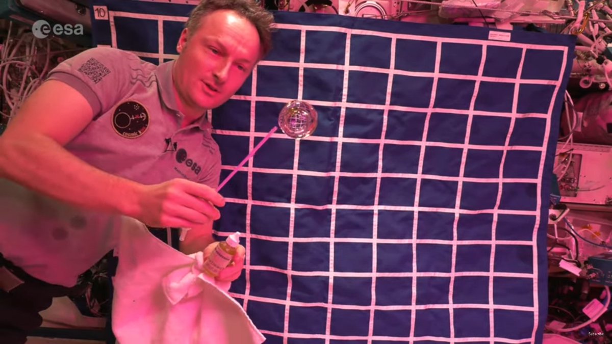 TheMaurerCrew's tweet photo. The #CosmicKiss #WeekInImages: 
Experiments with fluids, #Astrobee meets @astro_cimon, cleaning the urine filter system and the highlight #EVA80: https://t.co/nbIUTeBHTK 
#Exp66 #Crew3 #GoMatthias 
Pics: #NASA #ESA @astro_matthias https://t.co/OndNyOMjHO