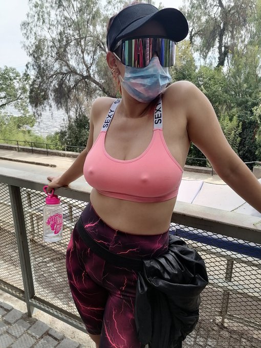 Me encantar&iacute;a unos piercings en mis pezones. S&iacute; o no? https://t.co/iQZ6EcRd6D<a href="/tag/parejas"class="tags"><span>#parejas</span></a><a href="/tag/sw"class="tags"><span>#sw</span></a><a href="/tag/swingerslife"class="tags"><span>#swingerslife</span></a><a href="/tag/intercambiodeparejas"class="tags"><span>#intercambiodeparejas</span></a>