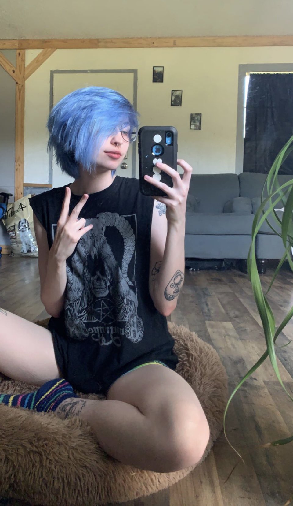 👽🏳️‍⚧️ on X: made my hair cute again yesterday 💙  t.cor6Fb3H48U2  X