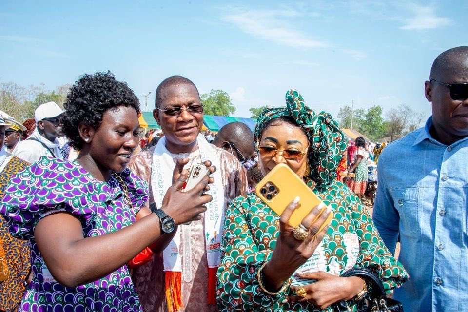 Bruno_N_Kone's tweet photo. 3/3 J'ai exhorté, par la même occasion, les élus et cadres, les filles et fils de la région, à s'unir autour de la cause de la Femme et de celle de leur Autonomisation, cela conformément à la vision du PR Alassane Ouattara. Félicitations à la #FEGAF pour ce beau rassemblement. https://t.co/6Hwk5Nb2TJ
